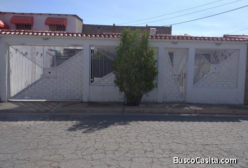 Beraca 001 Casa En Venta Urbanización Villa El Rosal, Turmero