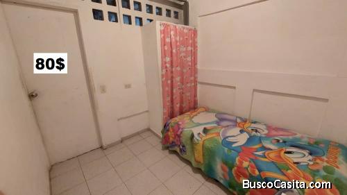 Habitación amoblada para dama universitaria