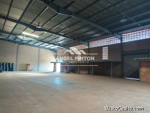 GALPON 1 ALQUILER KM 4 VÍA PERIJA MARACAIBO ZULIA API 4526 LEYDA VANEGAS 04146789451