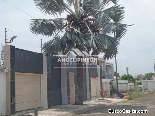 CASA EN VENTA LOS OLIVOS MARACAIBO API 4572 ELIDA HERNANDEZ ANGEL PINTON FS TEAM WORK