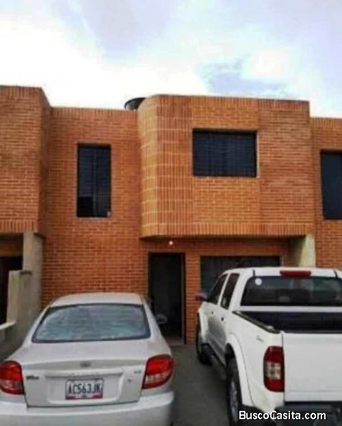 Venta Town House Conj. Resid. Brisas de Manantial, Naguanagua