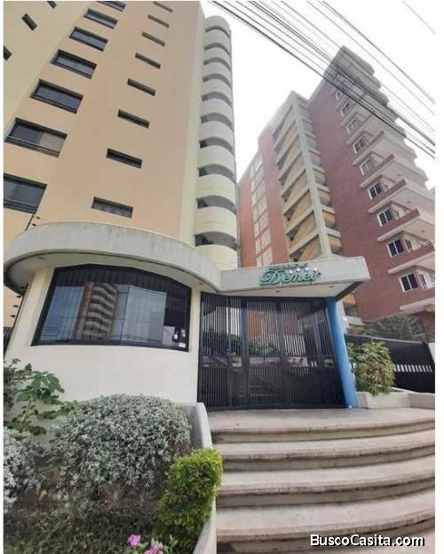 EN VENTA APTO. EN EL C.R. DENEV, CALLE ARISMENDI DE LECHERIA