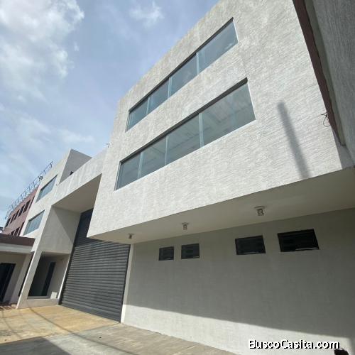 FARITH MOTA VENDE GALPON A ESTRENAR EN SAN DIEGO