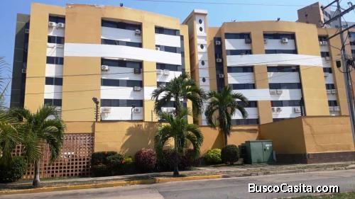 Venta Apartamento Resid. Bromelia, Urb. Tazajal