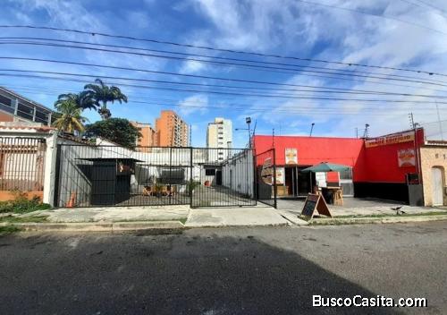 Terreno Con Local En Urb Nueva Segovia