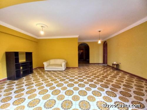 Apartamento en venta en Avenida Lara Este de Barquisimeto 