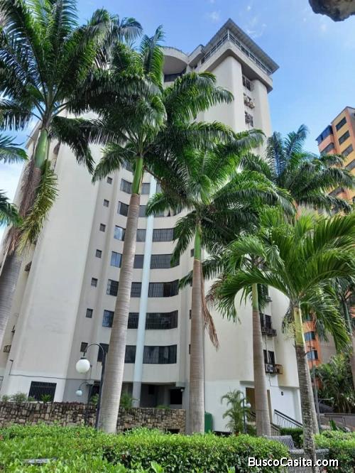 KY GROUP PLATINUM Vende bonito apartamento semi amoblado en Conjunto Residencial Las Aves. Urb. La G