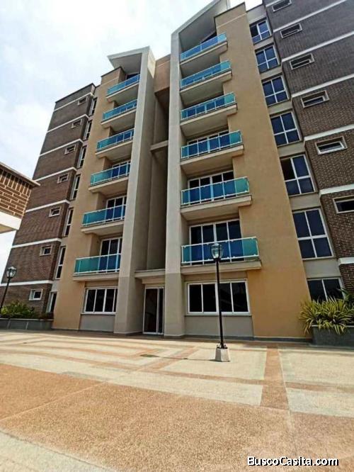 Venta Apartamento Resid. Titanium Suites, Trigal Norte