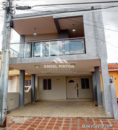 TOWNHOUSE VENTA SANTA FE VILLAS MARACAIBO API 4680