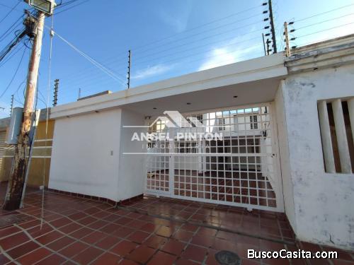 TOWNHOUSE EN VENTA EN LAGO MAR BEACH MARACAIBO API 3793 ELIDA HERNANDEZ ANGEL PINTON FS TEAM WORK