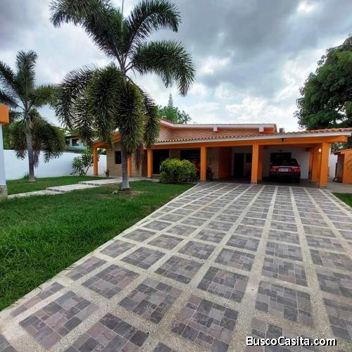 Venta Casa Urb. Las Morochas, San Diego