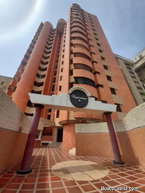 Apartamento Alquiler Maracaibo edif. Deydimariam 030723