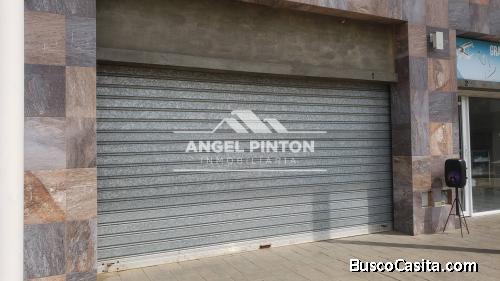 LOCAL COMERCIAL # 1 VENTA C.C. PLAZA OESTE MARACAIBO API 4736
