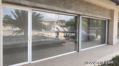 LOCAL COMERCIAL # 5 VENTA C.C. PLAZA OESTE MARACAIBO API 4739 LEYDA VANEGAS 04146789451