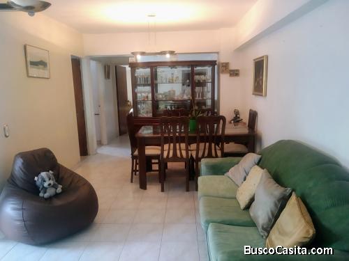 En venta apartamento en Fuerzas Armadas Residencias El Dorado