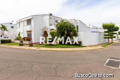 Casa Venta Maracaibo Villa Portal del Lago 130723