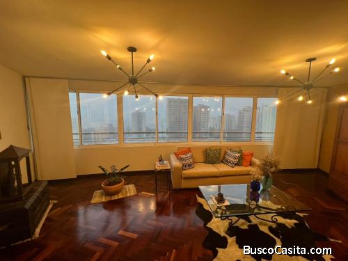 Sky Group Focus Vende Apartamento en Res. El Avignon 