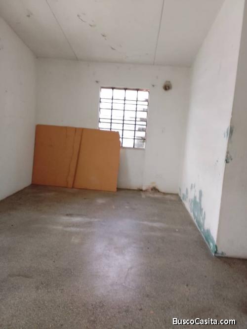 Venta de Casa de Oportunidad Los Olivos.