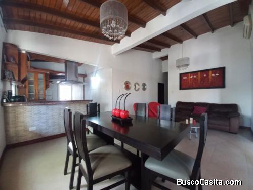 Casa En Urb Atapaima Ubicada En Excelente Zona Con Comercios