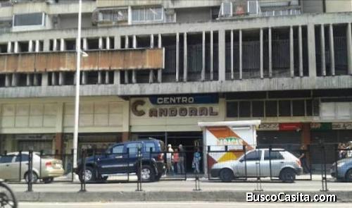 Venta de Local comercial (Libertador - Centro)