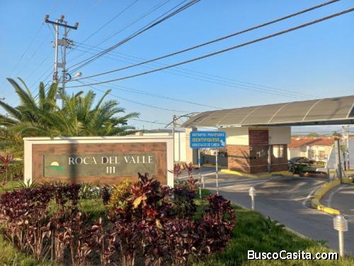 Casa en Urbanización Roca del Valle III, av Ribereña, a 5 minutos del este de Barquisimeto