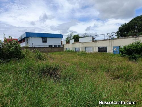 TERRENO COMERCIAl Ubicado en Av Las industrias zona industrial lll,