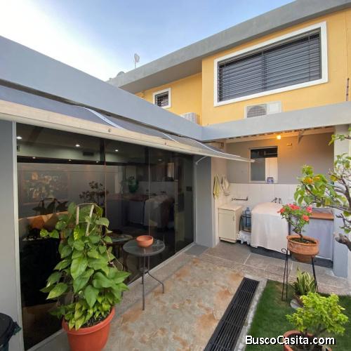 TOWN HOUSE EN URB CEDRAL COUNTRY