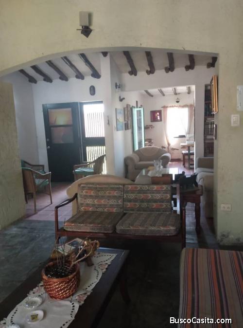 Espaciosa Casa Ideal Para Familias con Niños