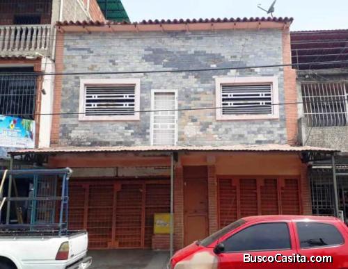 Venta Galpón Av. Principal de Los Guayos