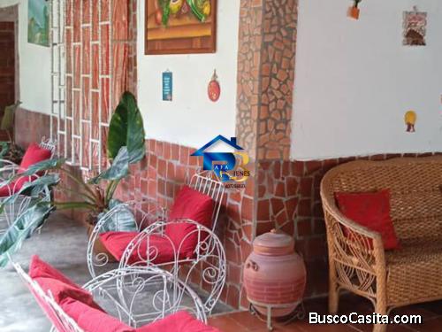 Rafabienes vende casa en Santa Apolonia sector santa maria