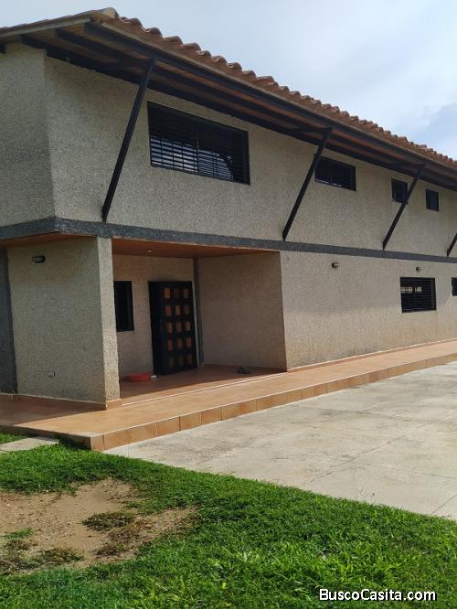 Eglée Suárez vende casa en Las Morochas de San Diego 