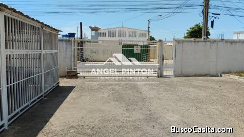 APARTAMENTO ALQUILER RESIDENCIAS COMODORO AMPARO MARACAIBO API 5937