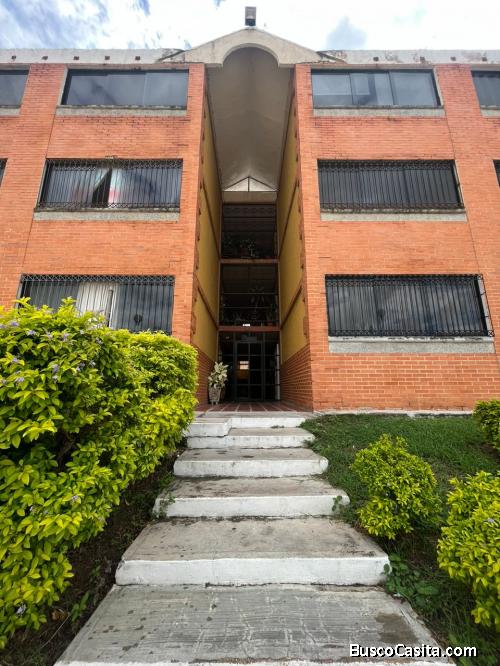 Eglée Suárez vende apartamento en Colinas de San Diego 