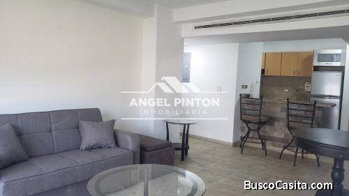 APARTAMENTO ALQUILER AV CECILIO ACOSTA MARACAIBO API 4957 LEYDA VANEGAS 04146789451