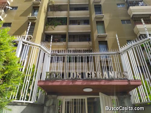 VENTA DE AMPLIO APARTAMENTO EN LA URBINA CALLE 3  URBANIZACIÓN CERRADA
