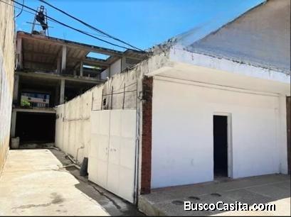 LOCAL COMERCIAL en Av. Principal de Tucacas, Estado Falcón