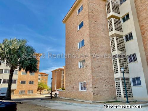 Apartamento en Venta Punto Fijo San Roman cod rah 24-3566