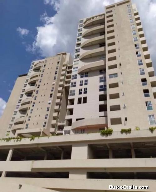 Eglée Suárez vende Apartamento en Res. Iceberg, Mañongo, Naguanagua. 