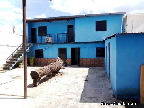 Venta Casa Comercial Los Guayos 