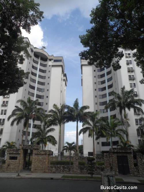 Eglée Suárez vende Apartamento en Res. Las Aves, Urb. La Granja. Naguanagua. 