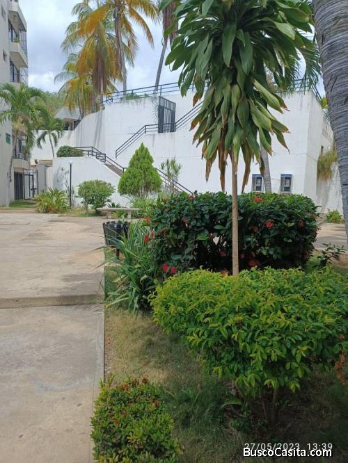 BELLO APARTAMENTO EN PUERTO LA CRUZ