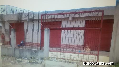 VENDO BIENHECHURIA EN SAN FÉLIX 