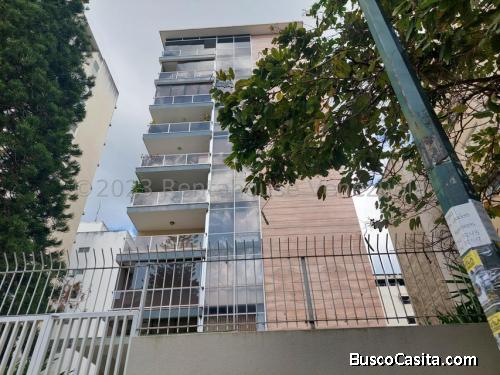 Hermoso apartamento en Los Palos Grandes