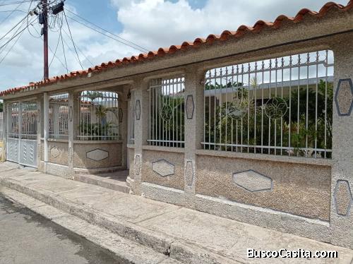 Eglée Suárez Vende Casa en Urb LA FLORESTA, Guacara