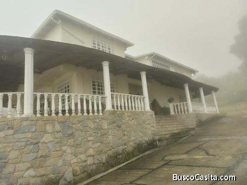 Casa en venta km 23 el Junquito Tibron 1713 mts 6h4b25E