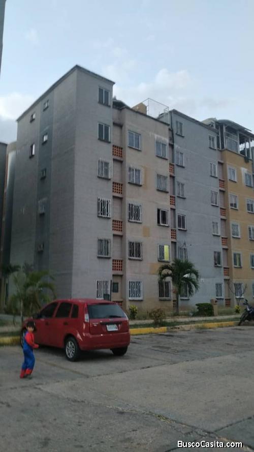 Alquilo Apartamento Amoblado en San Diego 
