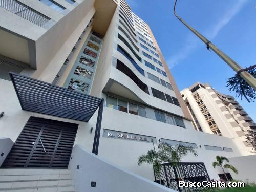 Eglée Suárez Vende Vende Penthouse en obra blanca Res. Sevilla Real