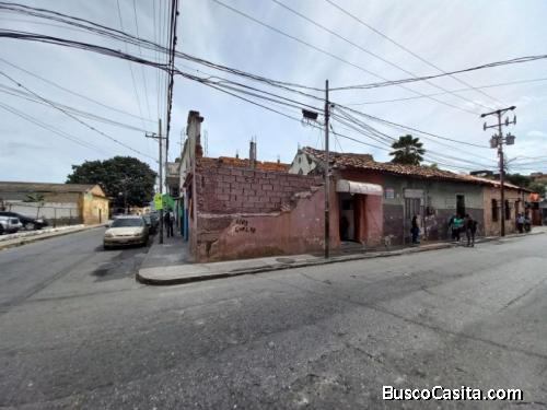 Terreno en Venta en centro, carrera 22 con calle 27 Barquisimeto, Lara, Venezuela