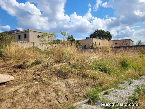 Eglée Suárez Vende Terreno Residencial para Construir. 