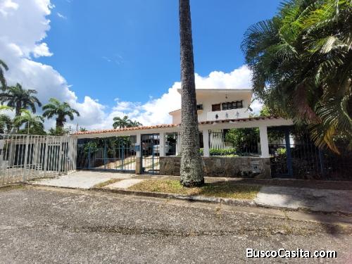 Eglée Suárez Vende Casa en Urb. La Viña
